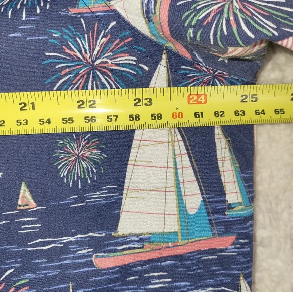 IZOD Short Sleeve Button Up‎ Shirt Blue Pink Sailboats Fireworks Size X Large - Picture 5 of 6